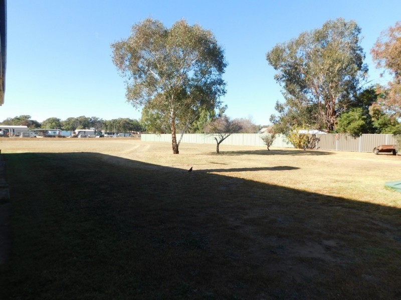 51 Railway St, Binnaway NSW 2395