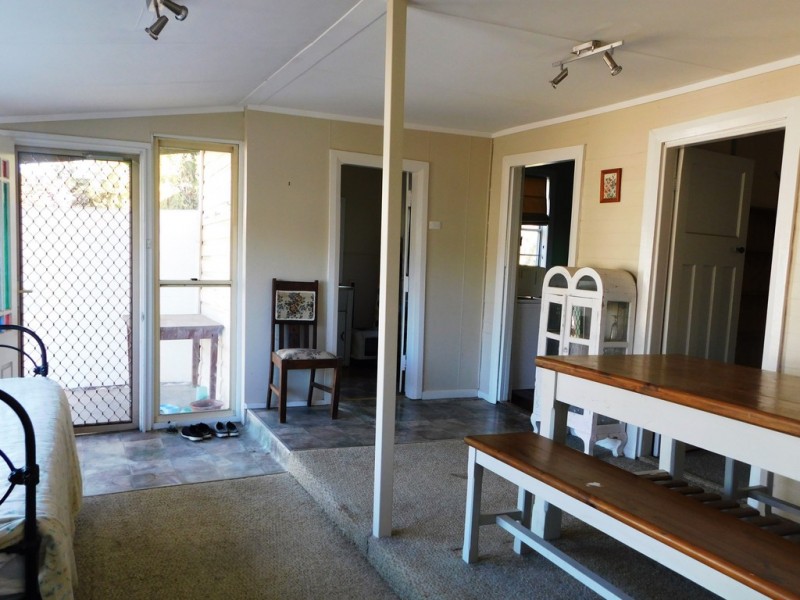 21 Charles St, Coonabarabran NSW 2357
