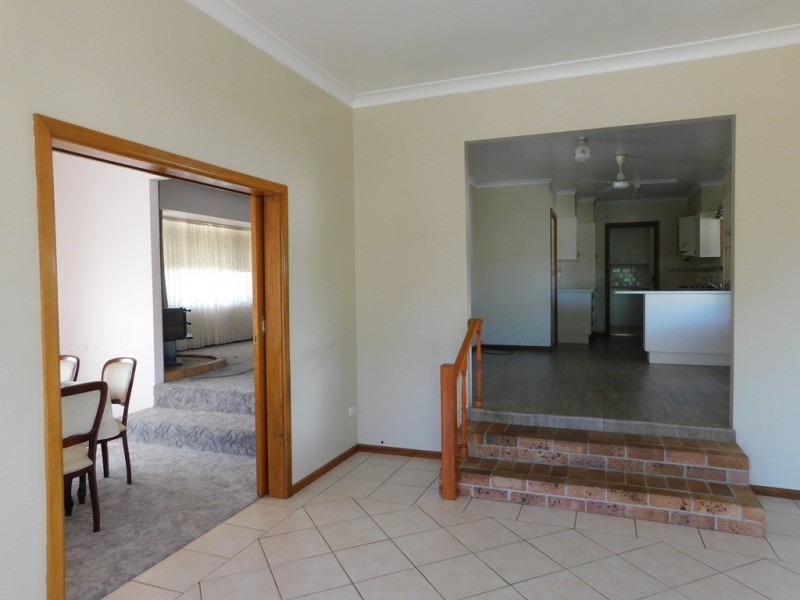 25 Drummond St, Coonabarabran NSW 2357