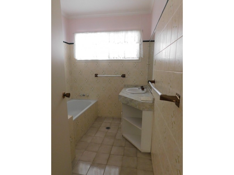 25 Drummond St, Coonabarabran NSW 2357