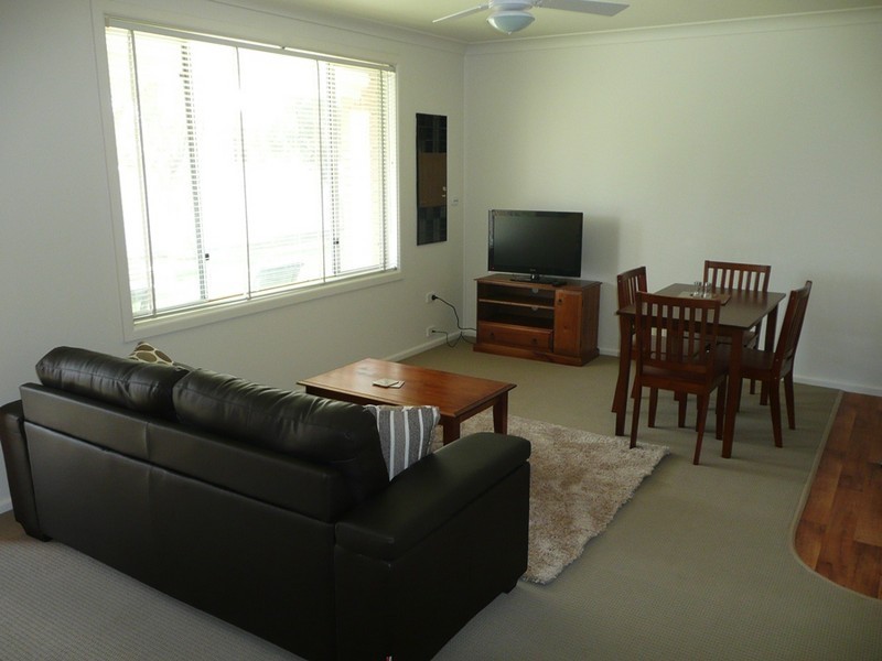4/ 106 George st, Gunnedah NSW 2380