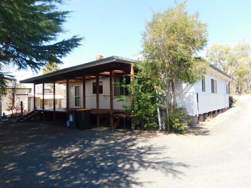 17 Gordon St, Coonabarabran NSW 2357