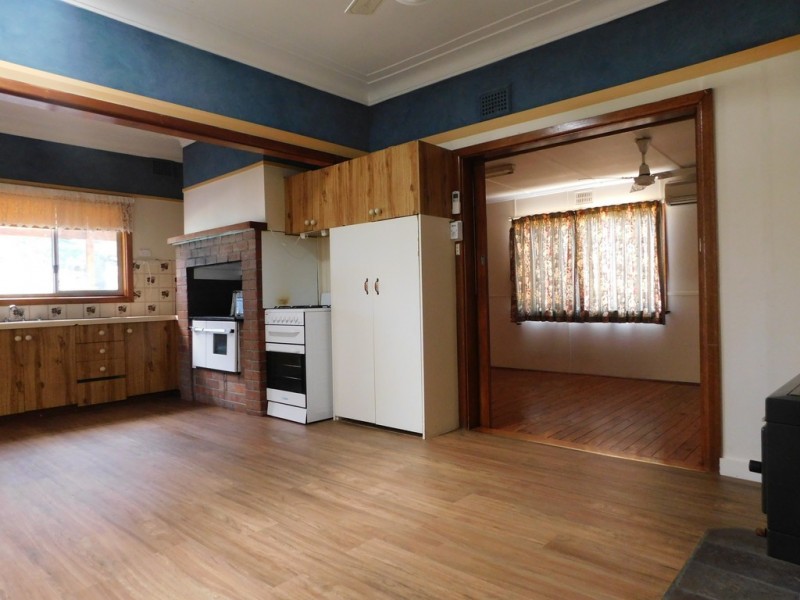 17 Gordon St, Coonabarabran NSW 2357