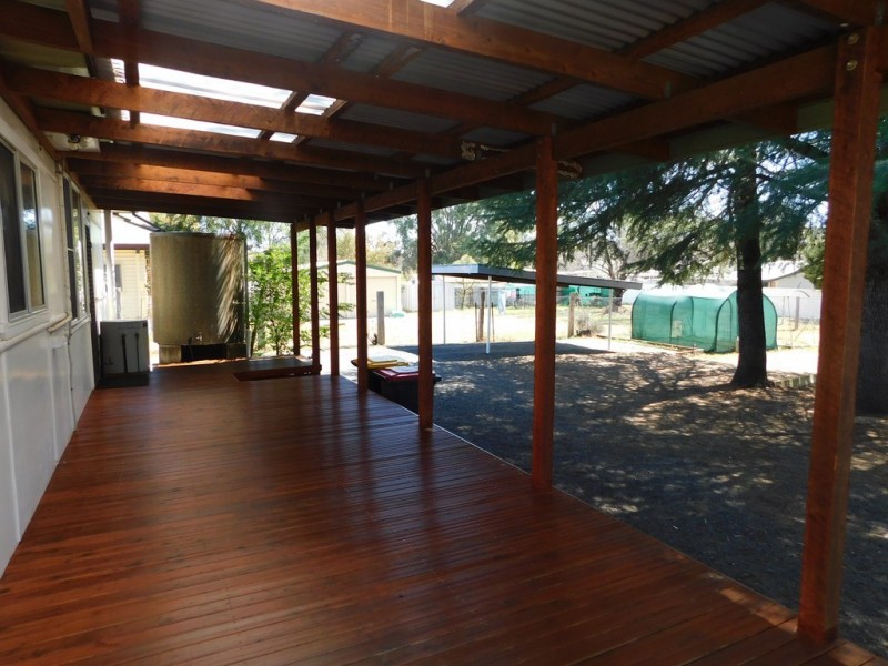 17 Gordon St, Coonabarabran NSW 2357