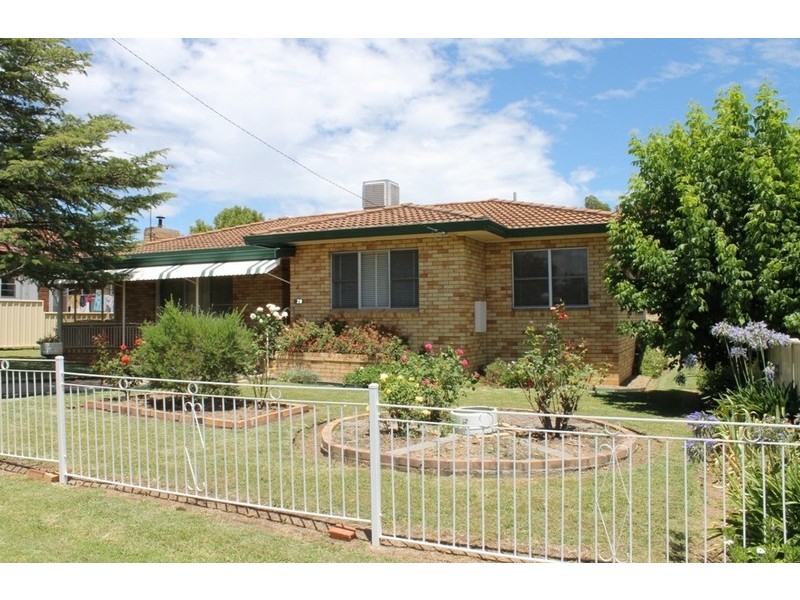 28 Rose Street, Inverell NSW 2360