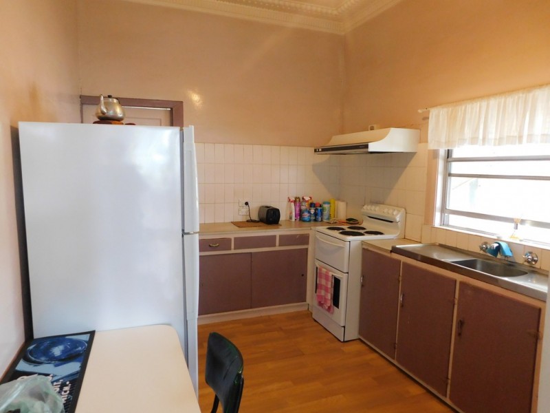 2-4 Myall St, Binnaway NSW 2395
