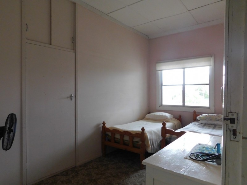 2-4 Myall St, Binnaway NSW 2395