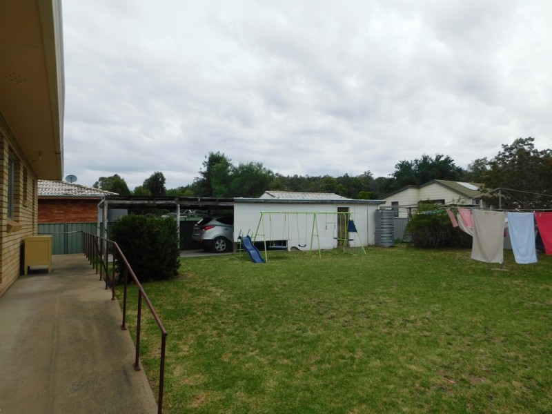 28 Camp St, Coonabarabran NSW 2357