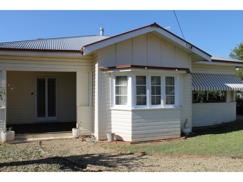47 Brae St, Inverell NSW 2360