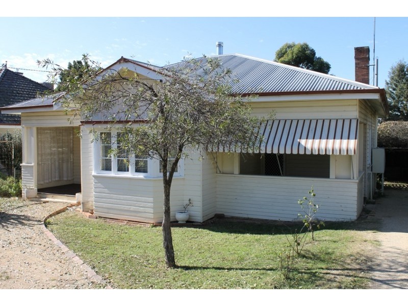 47 Brae St, Inverell NSW 2360