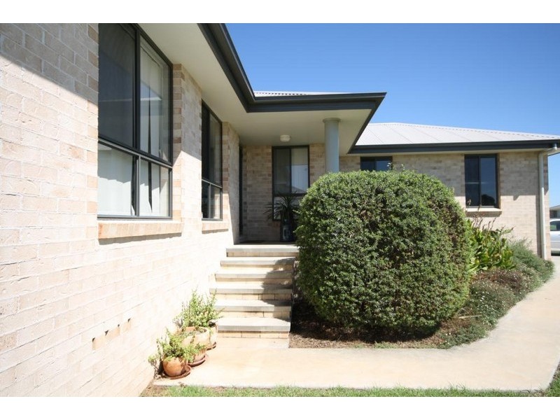 8 Cunningham Close, Narrabri NSW 2390