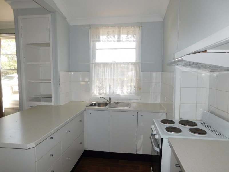 12 Clarke St, Coonabarabran NSW 2357