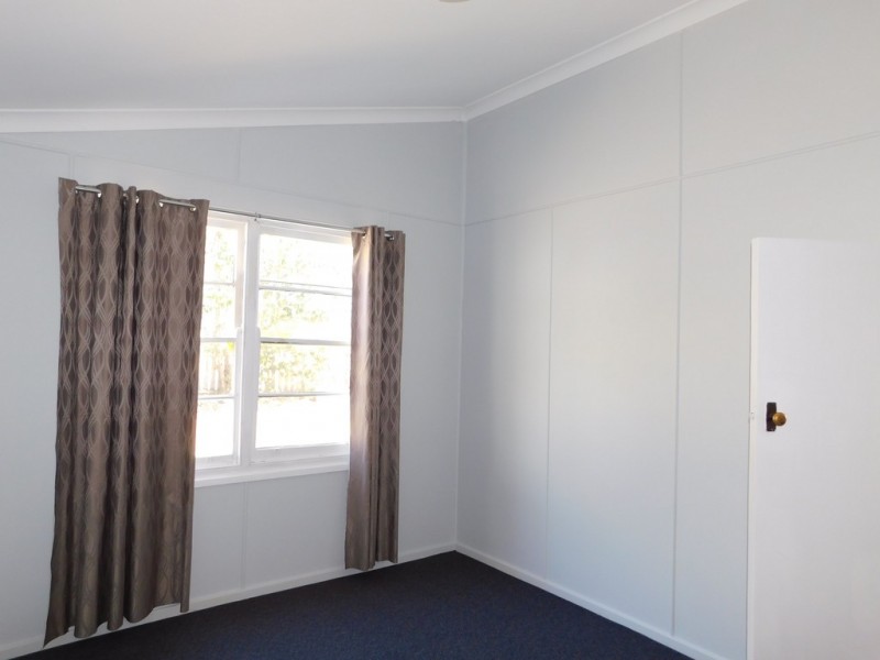 12 Clarke St, Coonabarabran NSW 2357