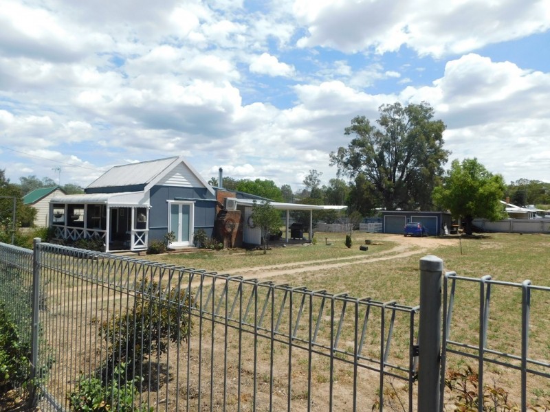 11 Gordon St, Coonabarabran NSW 2357