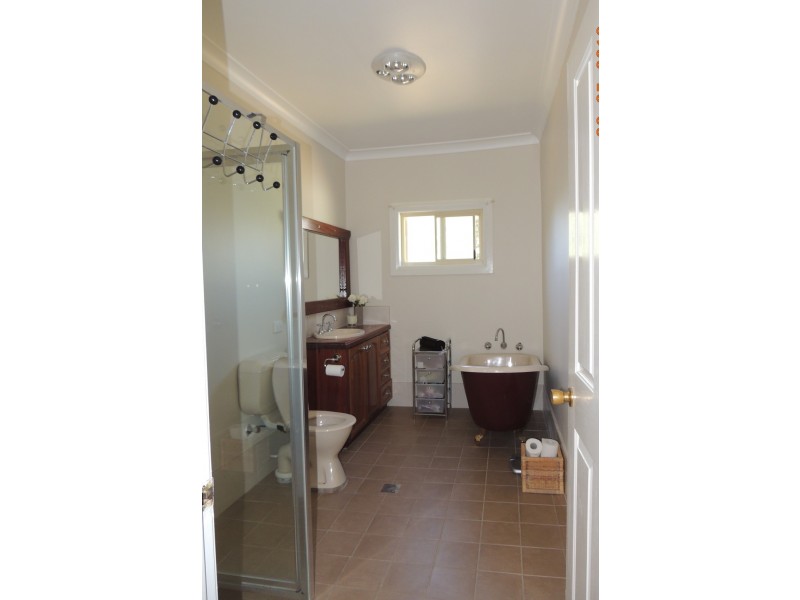 7 George St, Coonabarabran NSW 2357