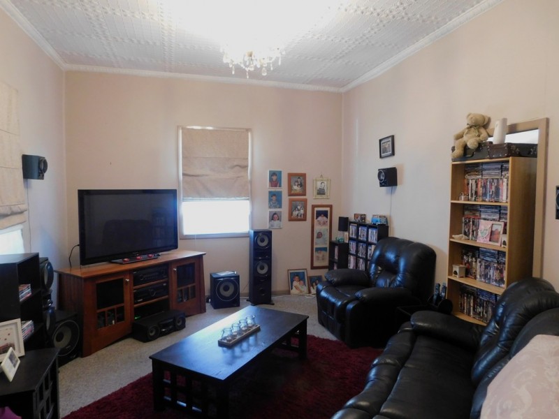 4 Knight St, Coonabarabran NSW 2357