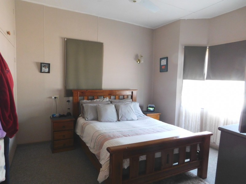 4 Knight St, Coonabarabran NSW 2357