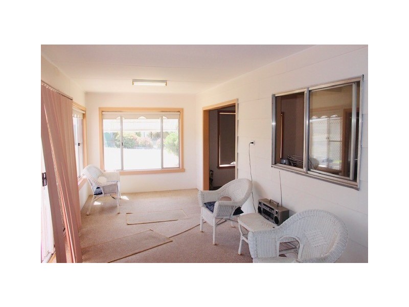 32 Namoi St, Coonabarabran NSW 2357