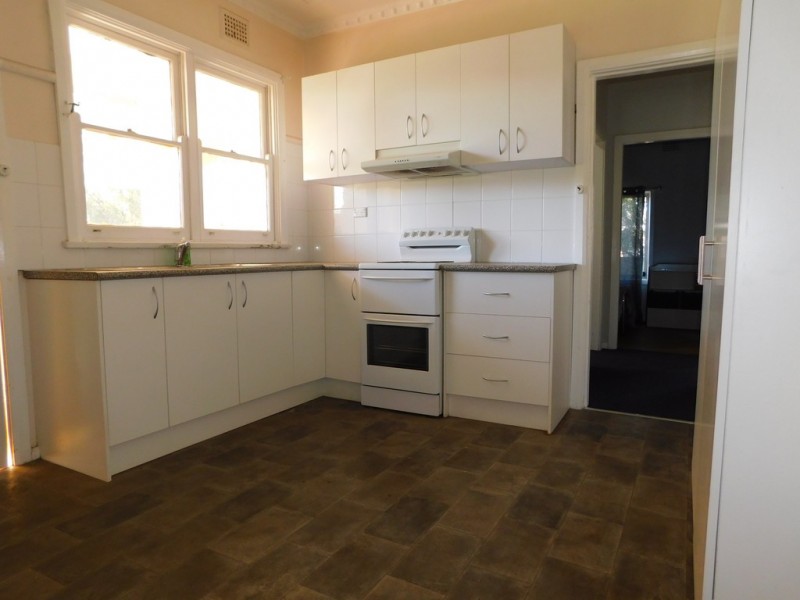 47 Charles St, Coonabarabran NSW 2357