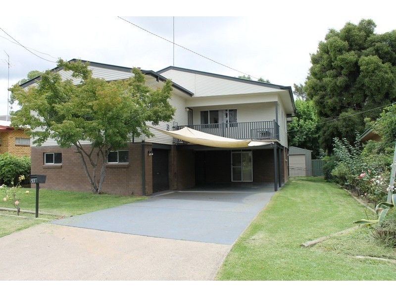 53  Butler Street, Inverell NSW 2360