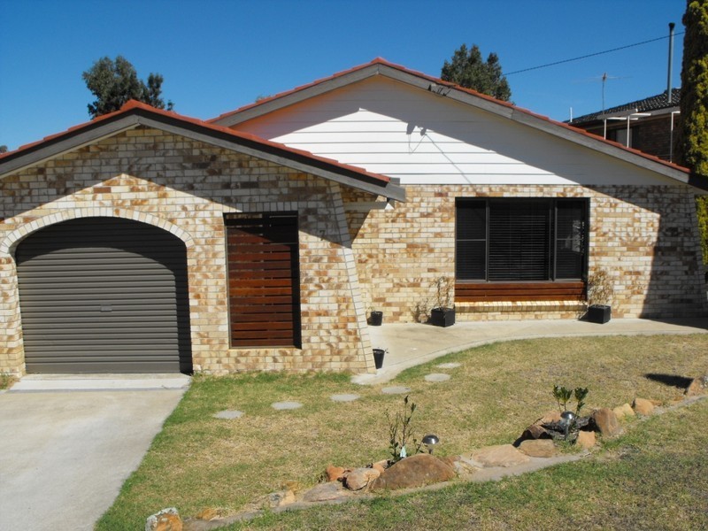 7 Woodland Avenue, Inverell NSW 2360