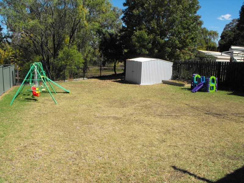 7 Woodland Avenue, Inverell NSW 2360