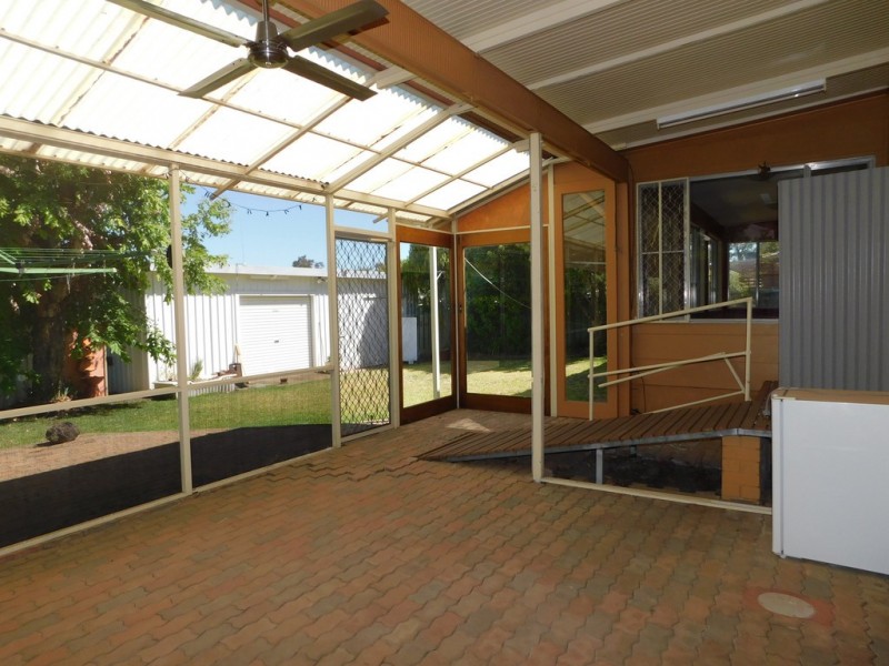32 Nandi St, Coonabarabran NSW 2357