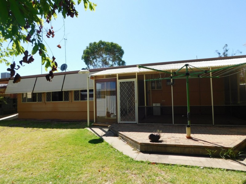 32 Nandi St, Coonabarabran NSW 2357