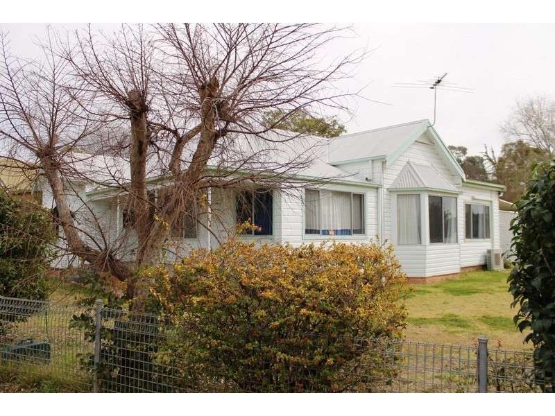62 Brae Street, Inverell NSW 2360
