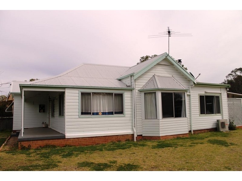 62 Brae Street, Inverell NSW 2360