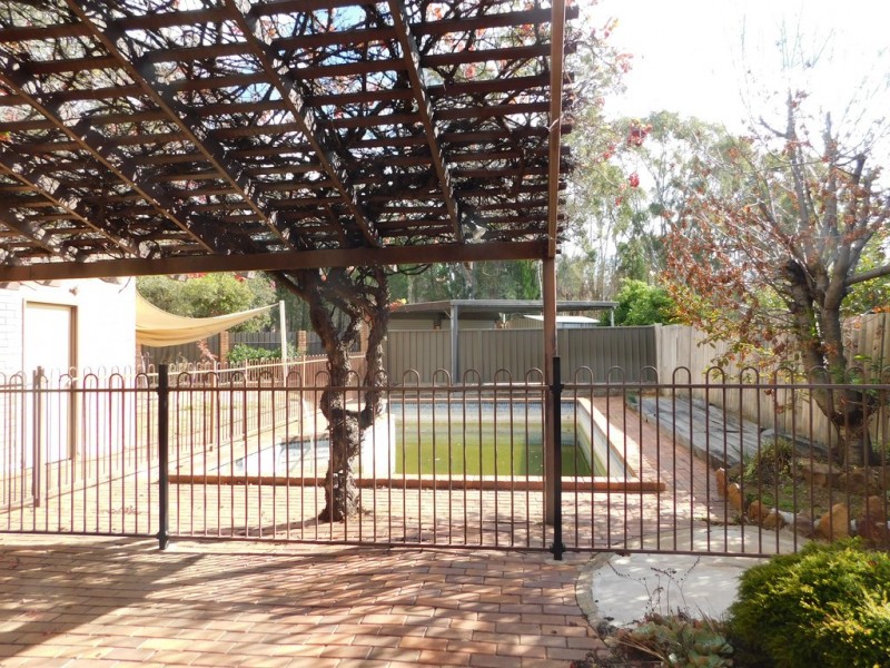 2 Rundle St, Coonabarabran NSW 2357