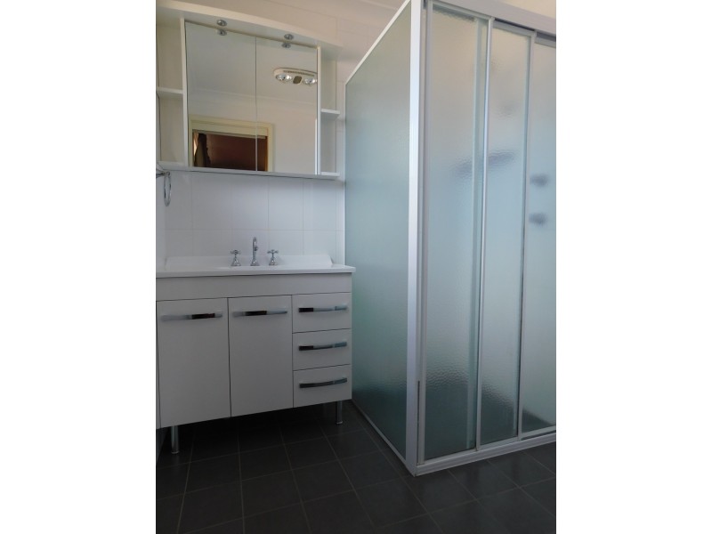 2 Rundle St, Coonabarabran NSW 2357