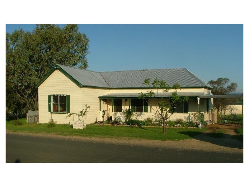 9 Allnutt Street, Quirindi NSW 2343