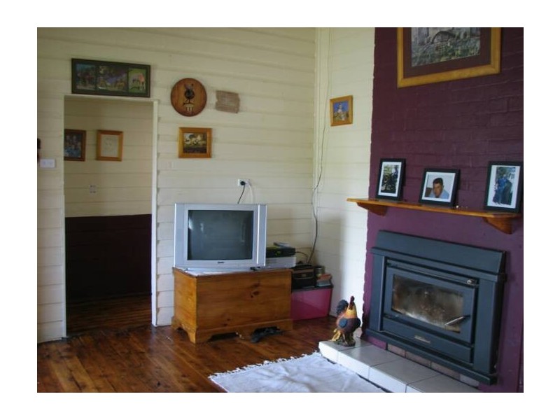 9 Allnutt Street, Quirindi NSW 2343