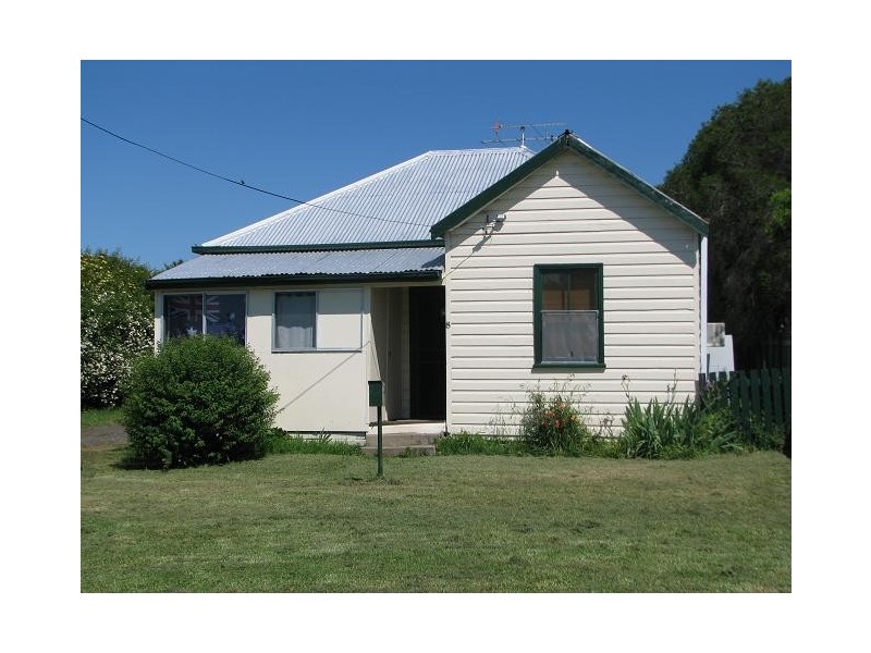 8 Fern Street, Quirindi NSW 2343