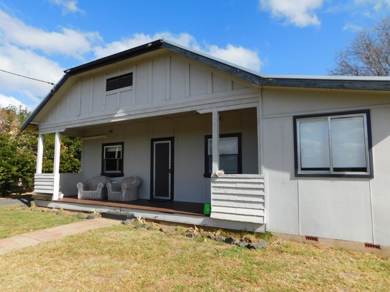 4 Horsley Street, Coonabarabran NSW 2357