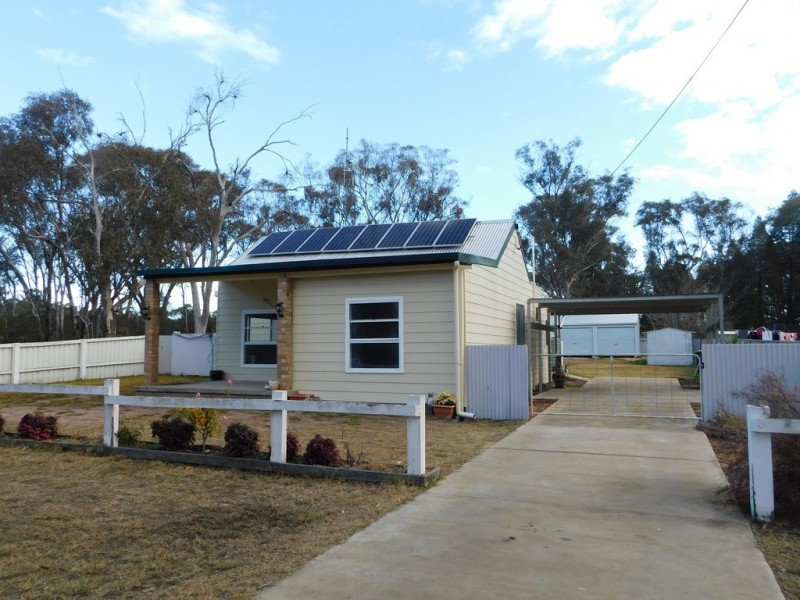 8 Higgins Street, Coonabarabran NSW 2357
