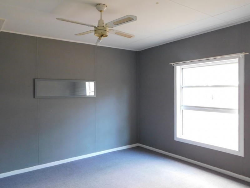 8 Higgins Street, Coonabarabran NSW 2357