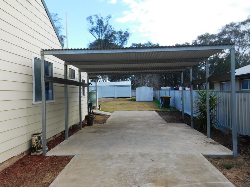8 Higgins Street, Coonabarabran NSW 2357