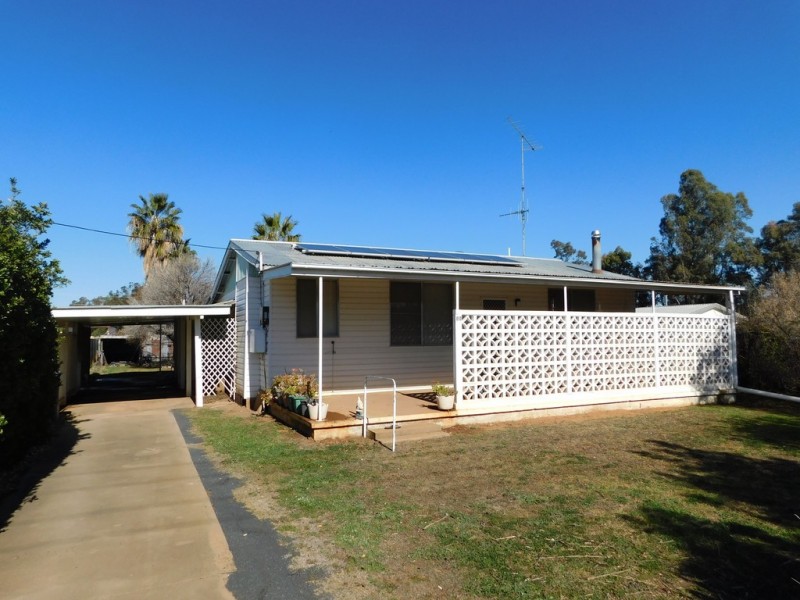12 Queen St, Baradine NSW 2396