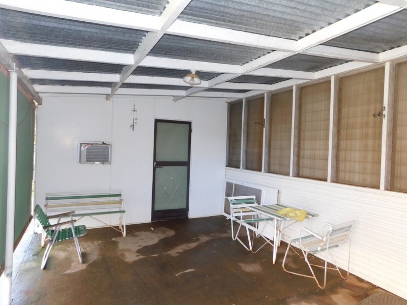 12 Queen St, Baradine NSW 2396