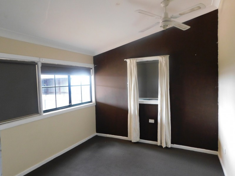 35 Edwards St, Coonabarabran NSW 2357