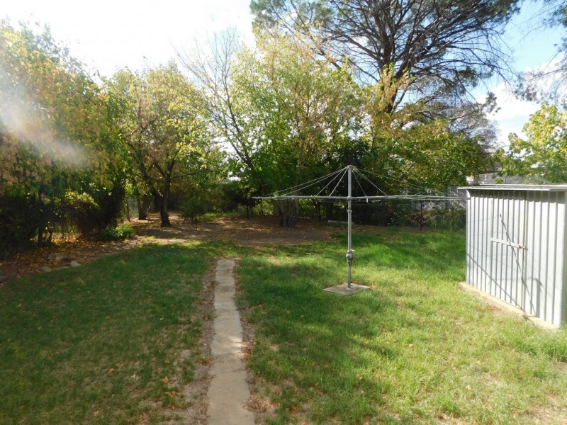 73 Edwards St, Coonabarabran NSW 2357