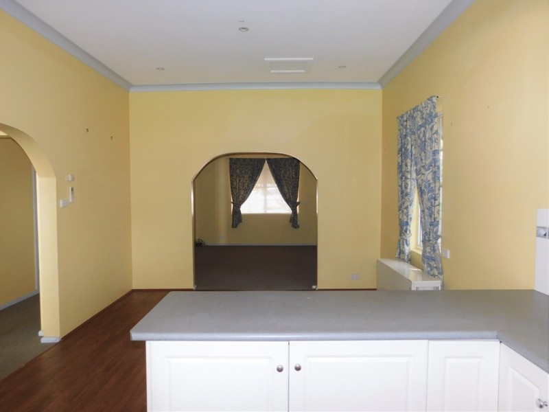 69 Edwards St, Coonabarabran NSW 2357