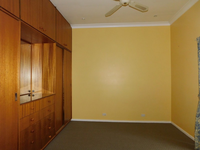 69 Edwards St, Coonabarabran NSW 2357