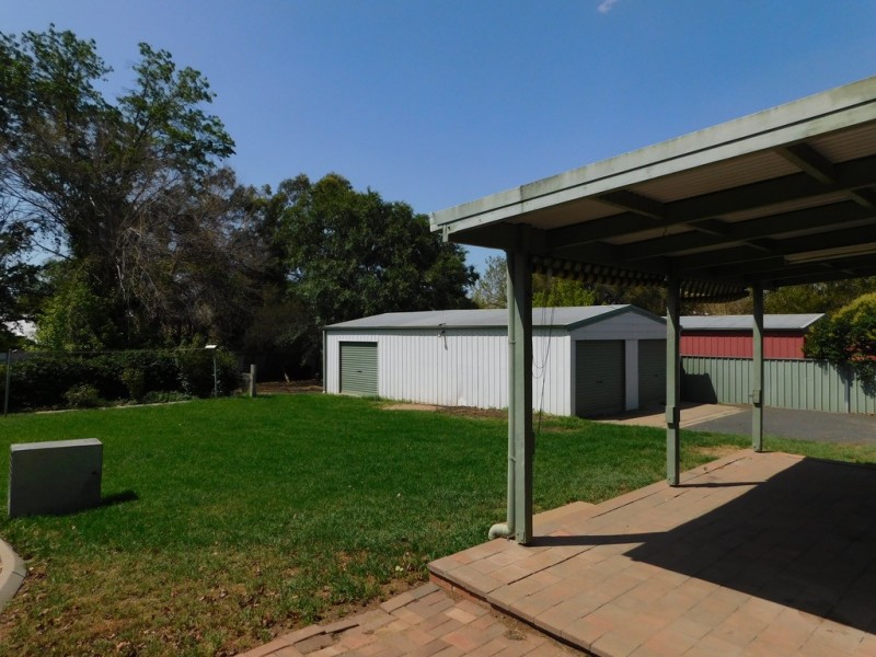 69 Edwards St, Coonabarabran NSW 2357