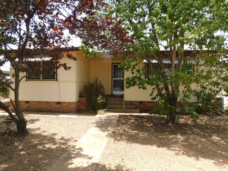 46 Darling St, Baradine NSW 2396
