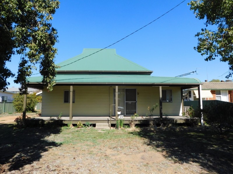 34 Macquarie St, Baradine NSW 2396