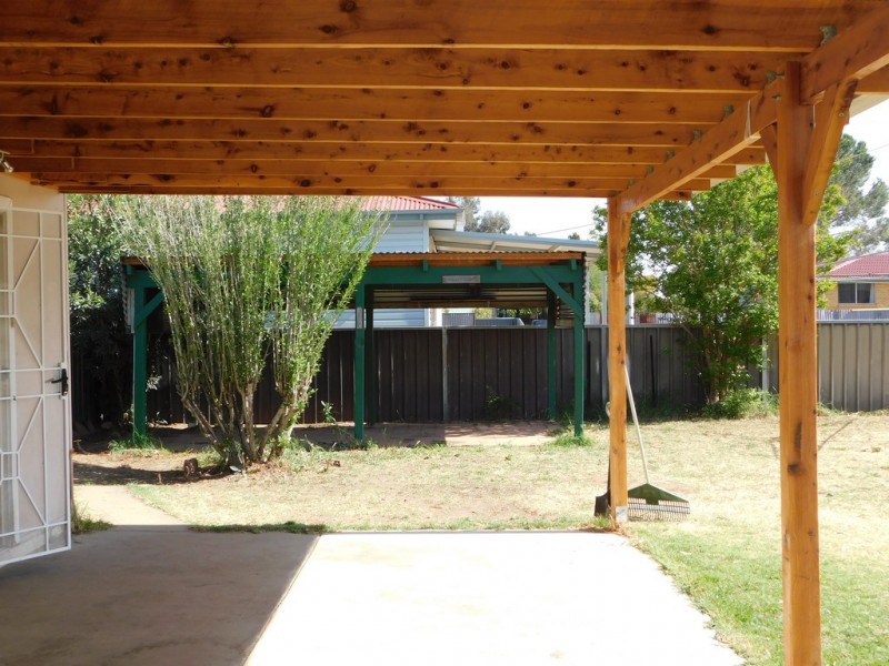 45 Charles St, Coonabarabran NSW 2357