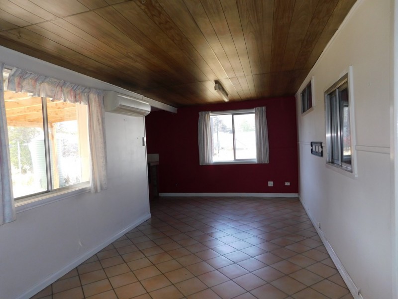 45 Charles St, Coonabarabran NSW 2357